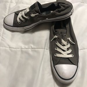 Converse Star Chuck’s size 9- price firm